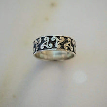 Load image into Gallery viewer, Triskel Celtic Ring