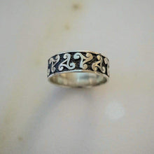 Load image into Gallery viewer, Triskel Celtic Ring

