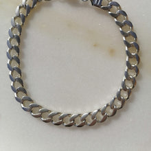 Load image into Gallery viewer, Vintage Mens Curb Chain Bracelet
